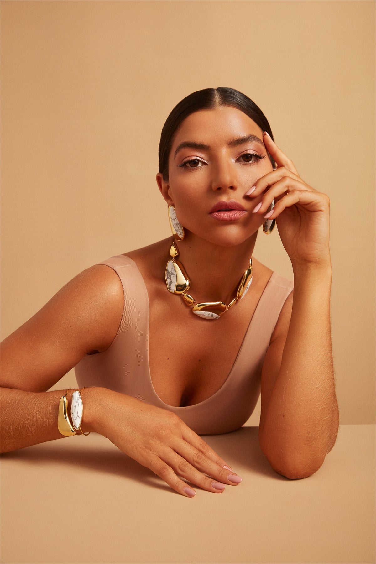 Bracelete Dual com Howlita Branca