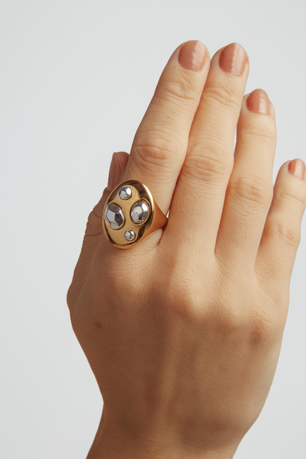 Anel Cosmo Verso Ouro