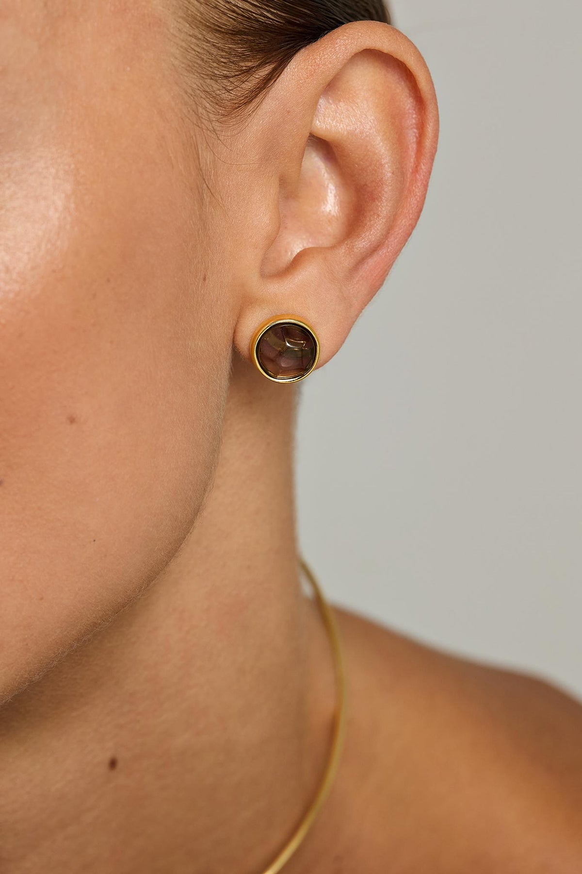 Brinco Energia Redondo Medio Classic Quartzo Fume