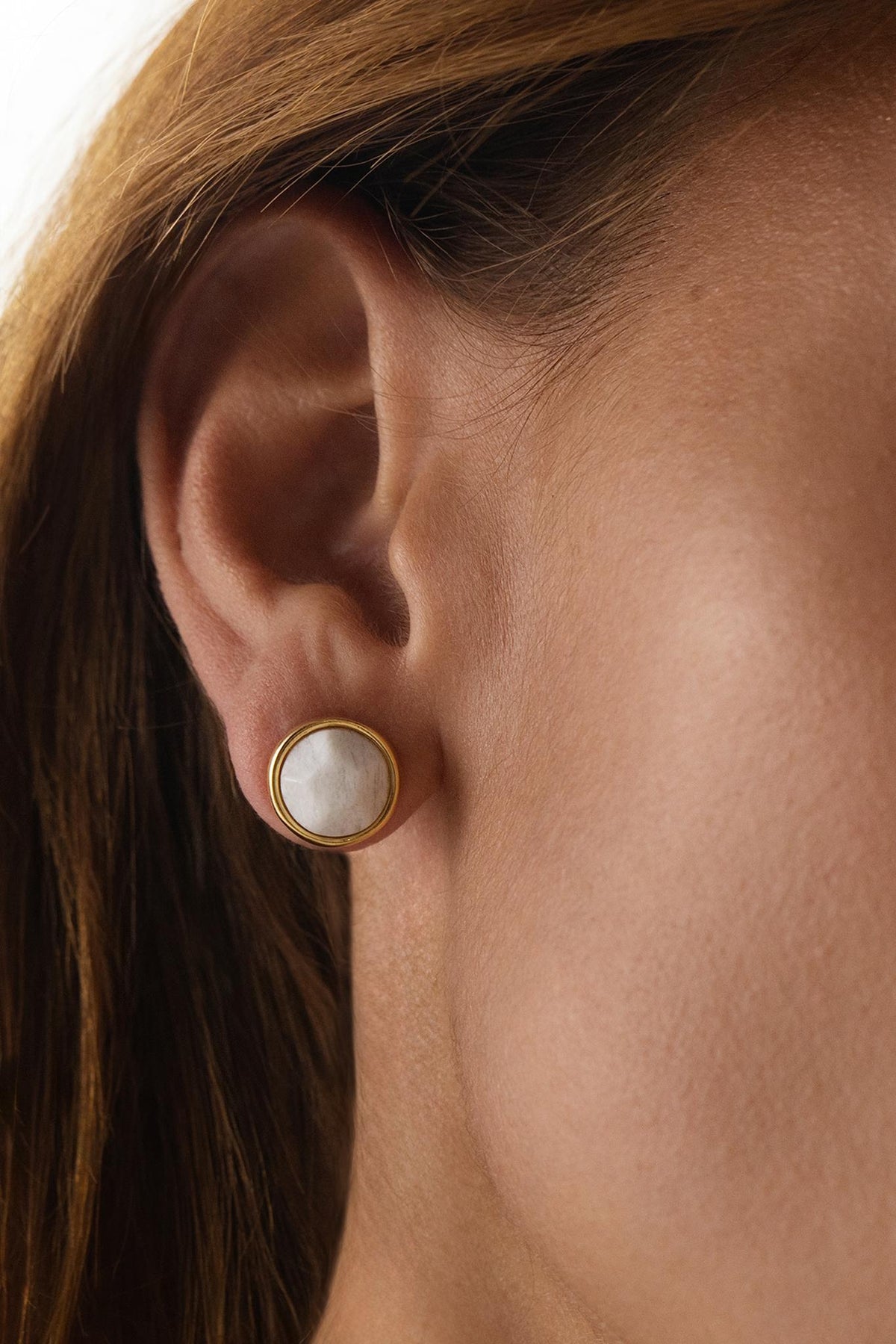 Brinco Energia Redondo Médio Feldspato Nude