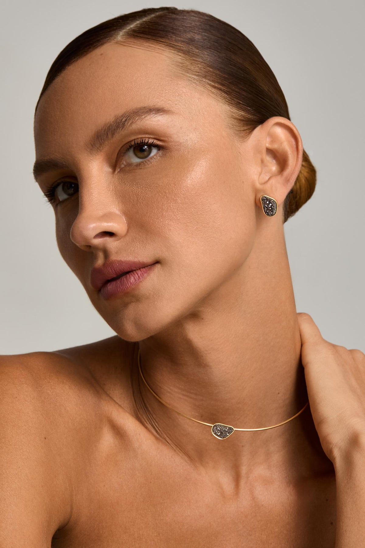 Gargantilha Gota Drusa