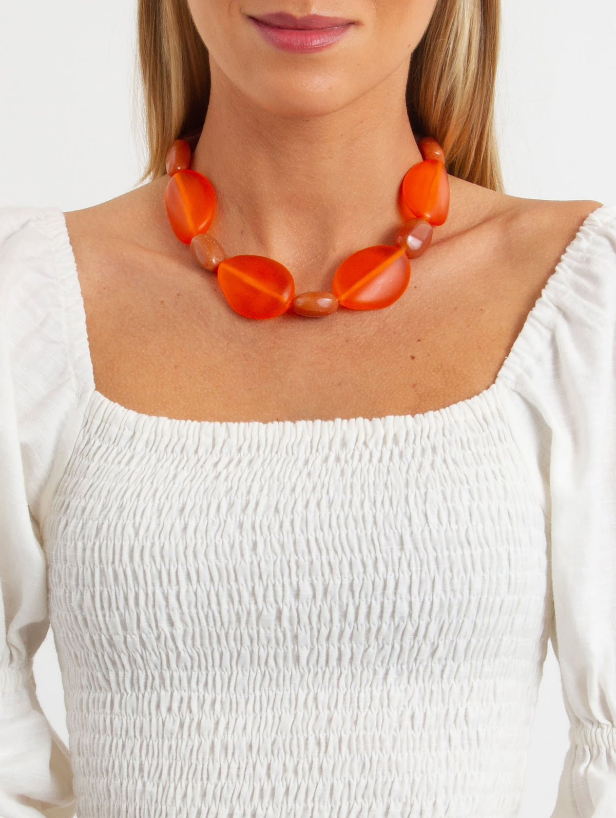 COLAR INTENSIDADE ACETATO LARANJA COM CALCITA LARANJA