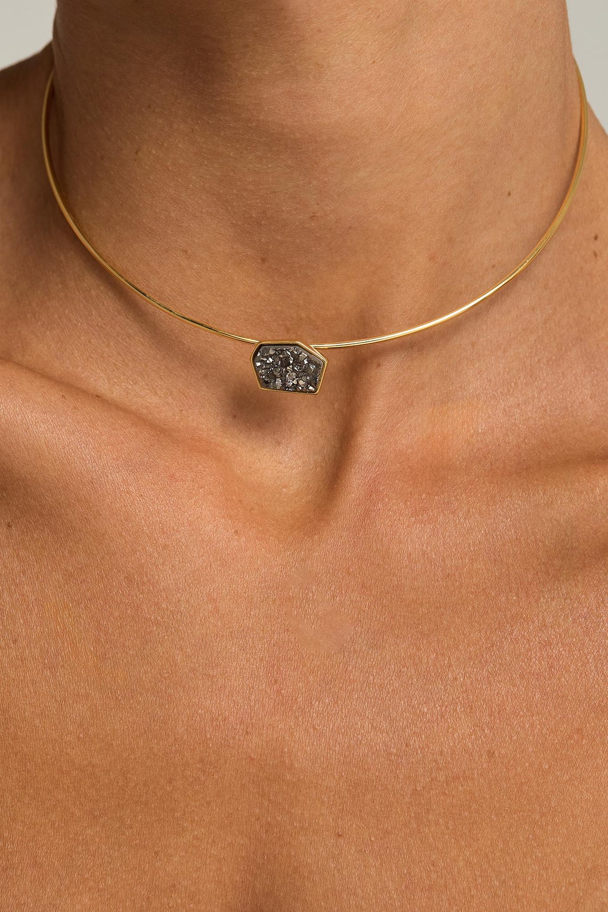 Gargantilha Geometrica Drusa