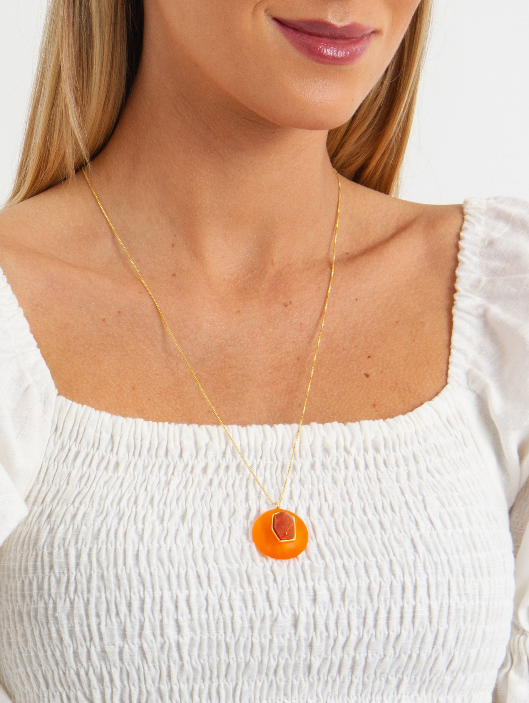 Colar Intensidade com Pingente de Acetato Laranja e Calcita Laranja