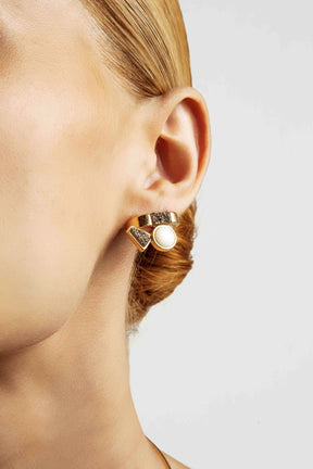 Brinco Earhook Para Sempre Em Mim Com Drusa e Madrepérola