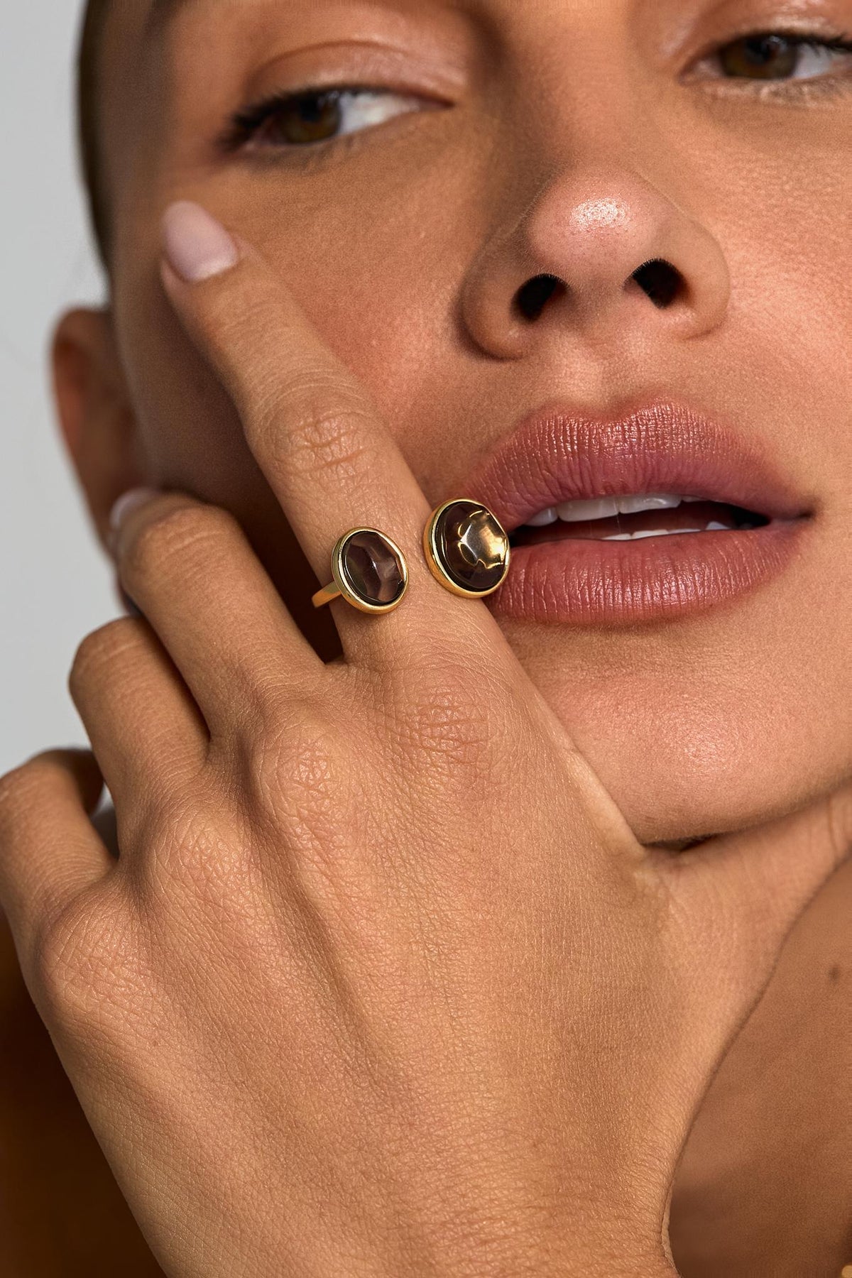 Anel Duplo Quartzo Fumê Ajustável