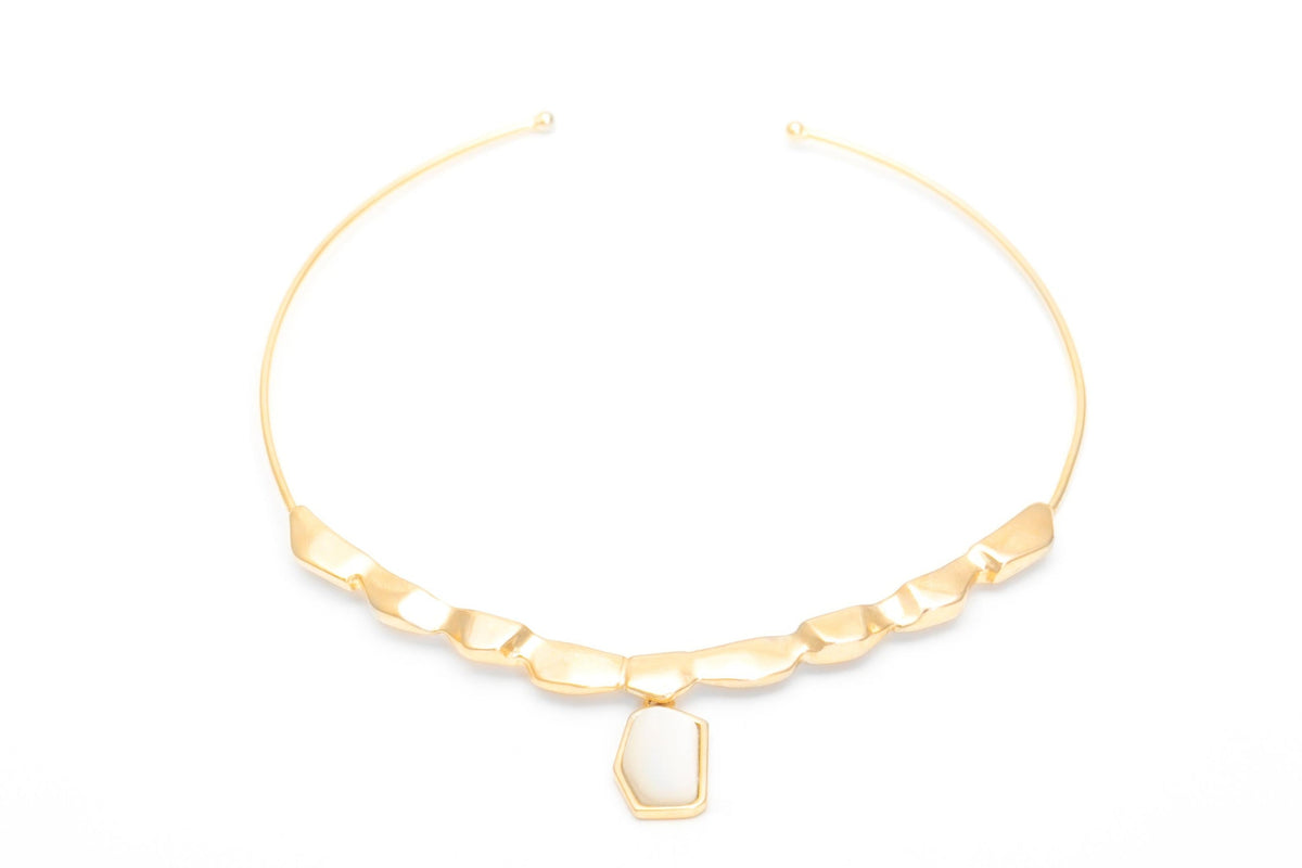 Gargantilha Aresta Madrepérola