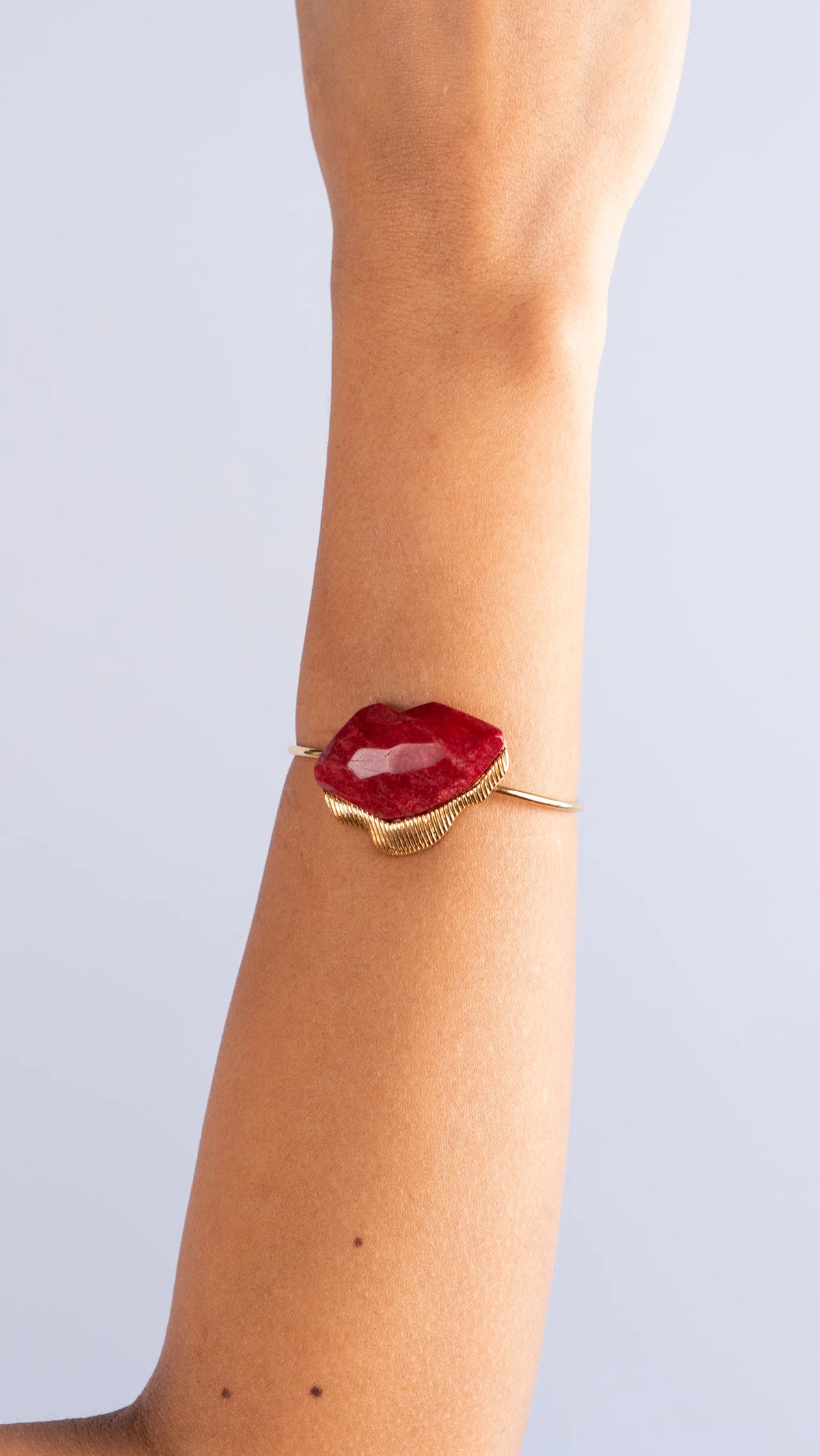 Maxi Bracelete Prisma Feldspato Vermelho